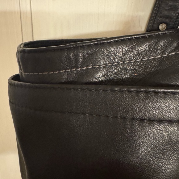 Coach Black Leather tote from early 2000 - Picture 9 of 11